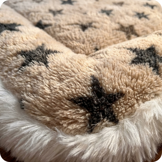 Extra-Warm Plush Layer (Most Cats Choose This)